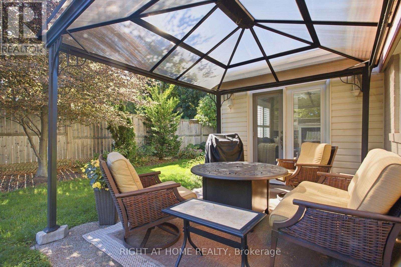20 Mono Court, Brampton, Ontario  L6W 2G8 - Photo 48 - W13851788