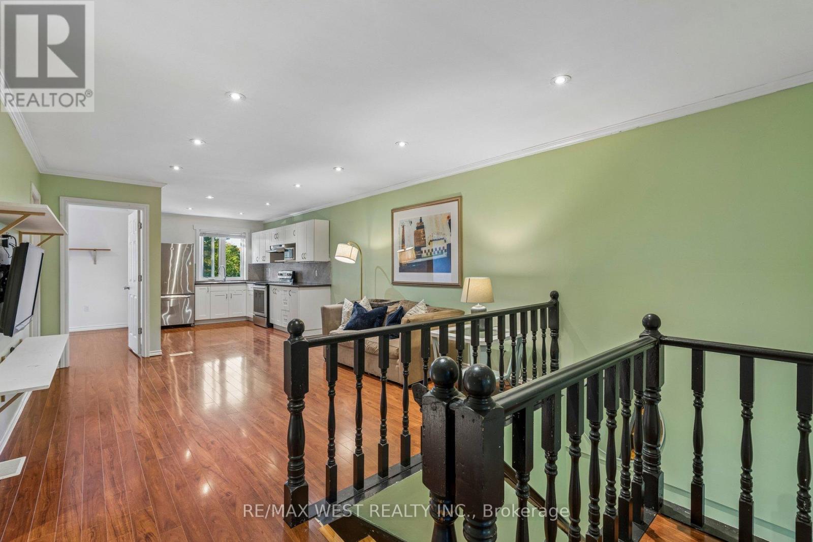 24 Victoria Street, Toronto, Ontario  M8V 1M6 - Photo 16 - W13851802