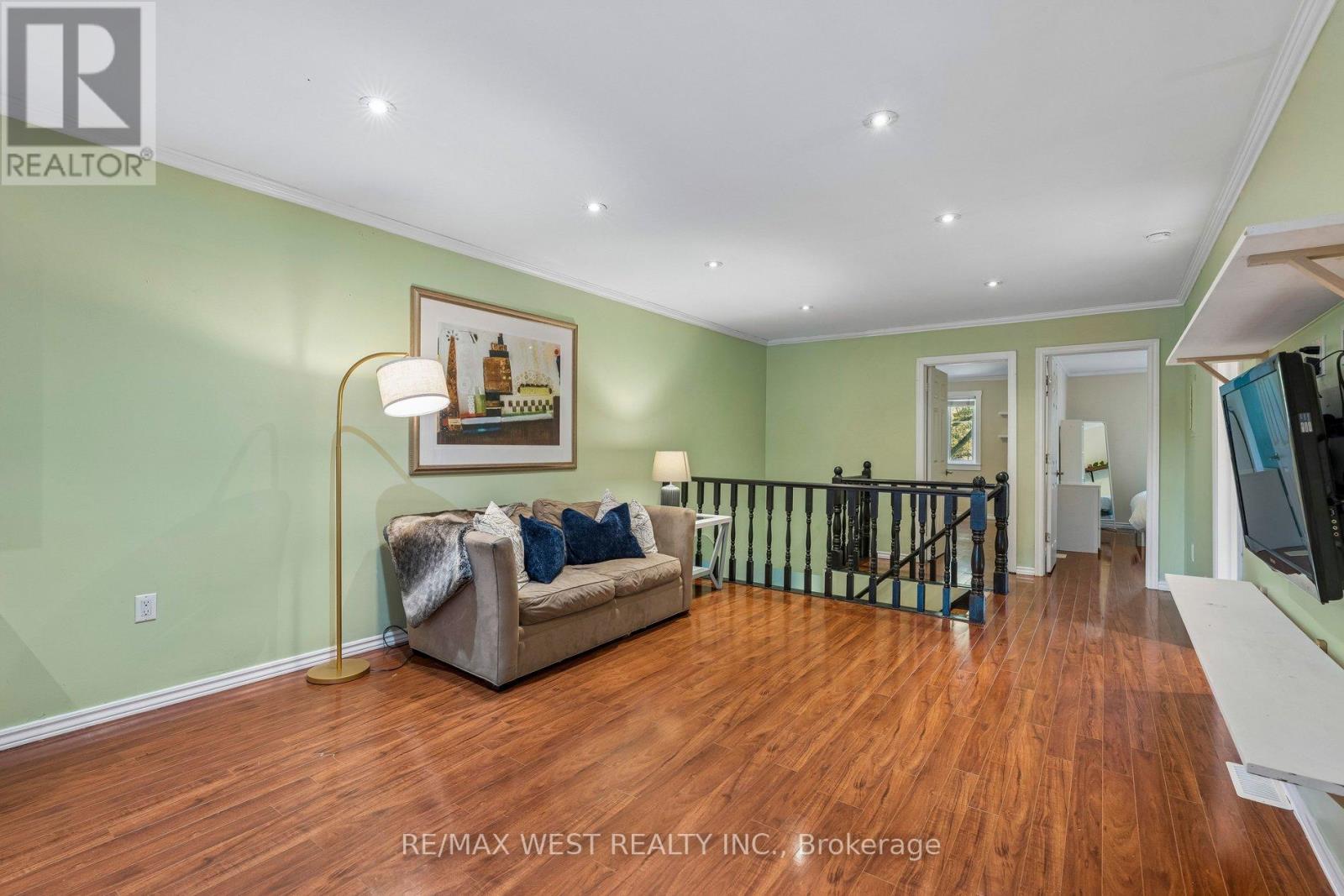 24 Victoria Street, Toronto, Ontario  M8V 1M6 - Photo 18 - W13851802