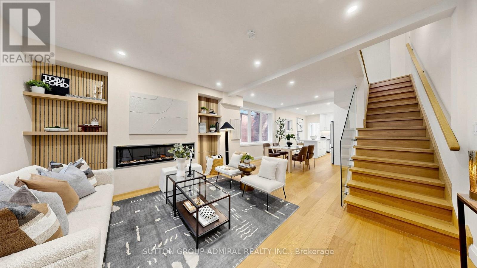 109 Fermanagh Avenue, Toronto (Roncesvalles), Ontario  M6R 1M1 - Photo 3 - W13851806