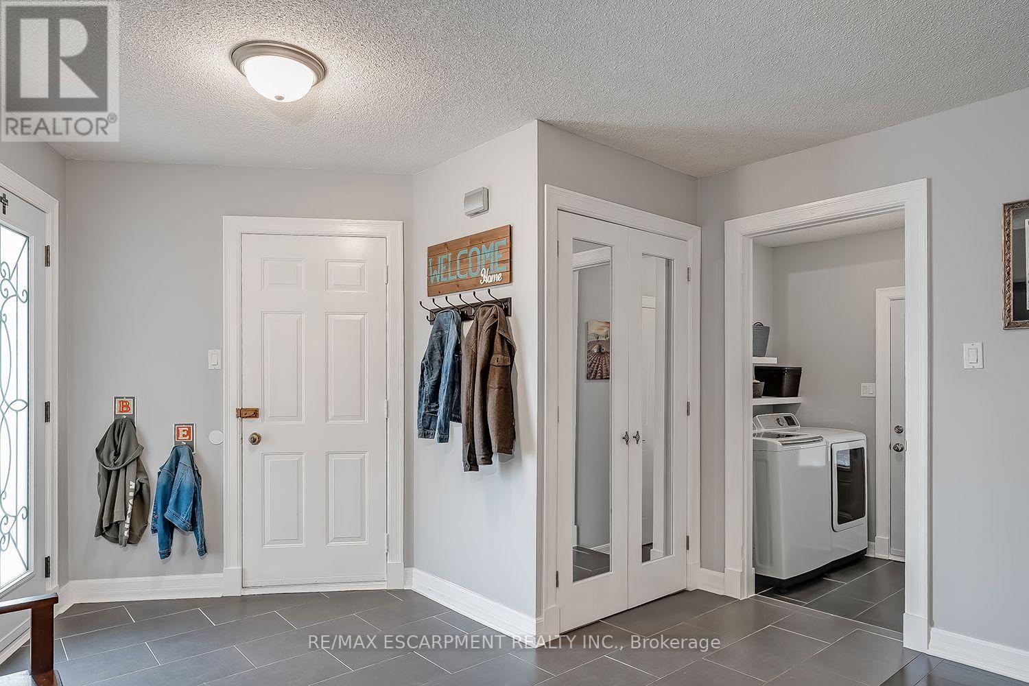 3163 Barwell Road, Mississauga, Ontario  L5L 3Z6 - Photo 5 - W13851816