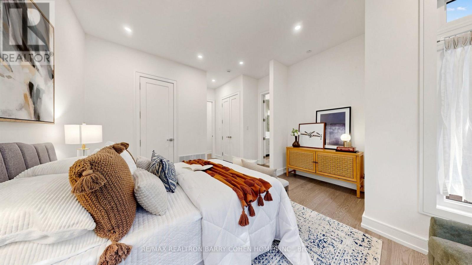 7 Greenbrook Drive, Toronto, Ontario  M6M 2J8 - Photo 28 - W13851822