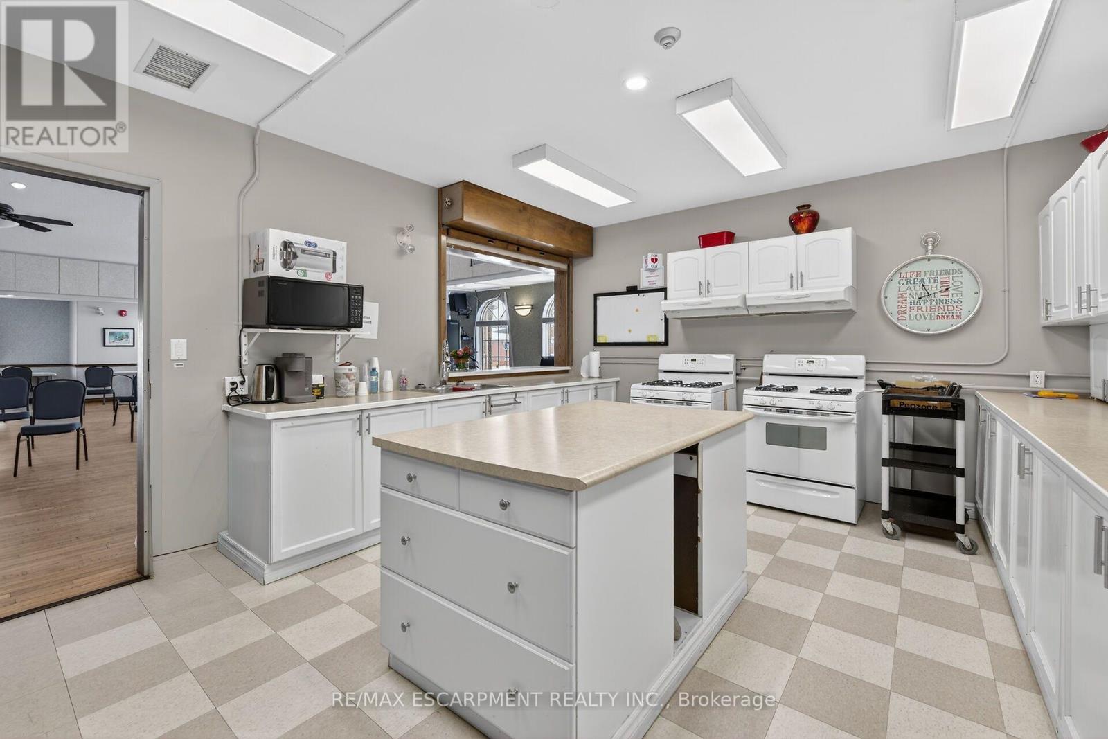 376 Silverbirch Boulevard, Hamilton, Ontario  L0R 1W0 - Photo 38 - X13851674