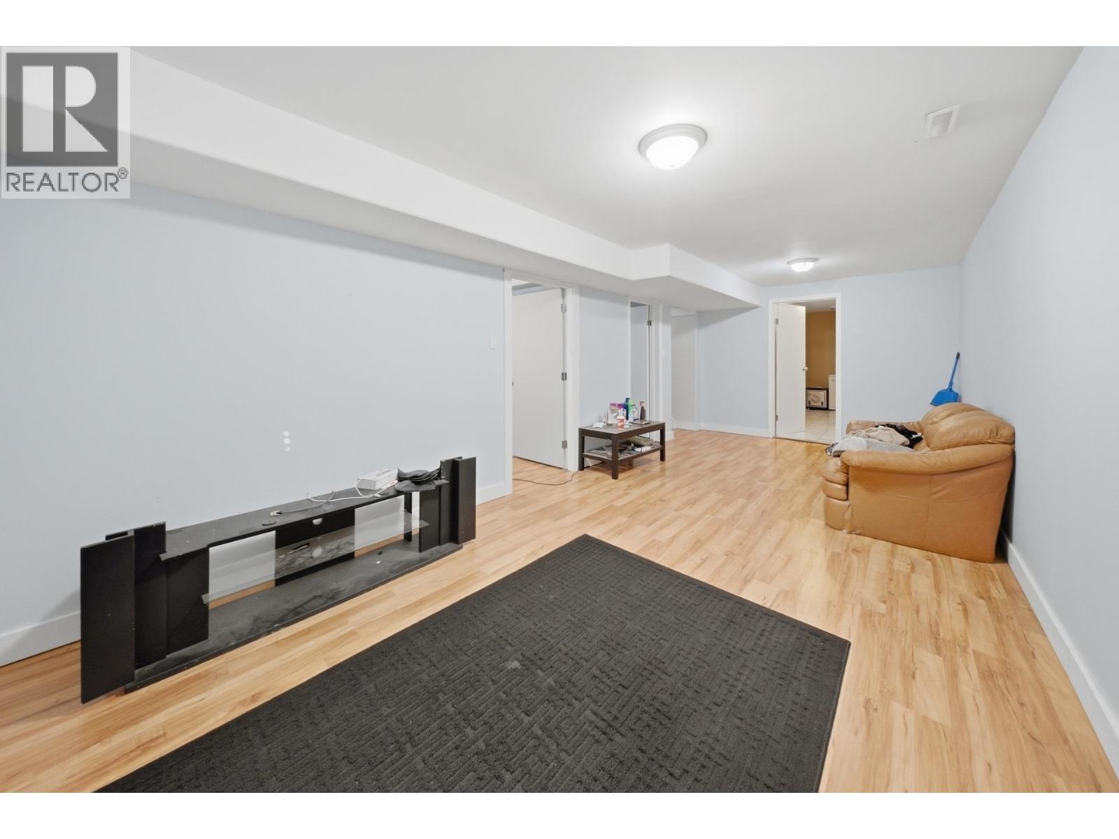 10404 112 AVENUE