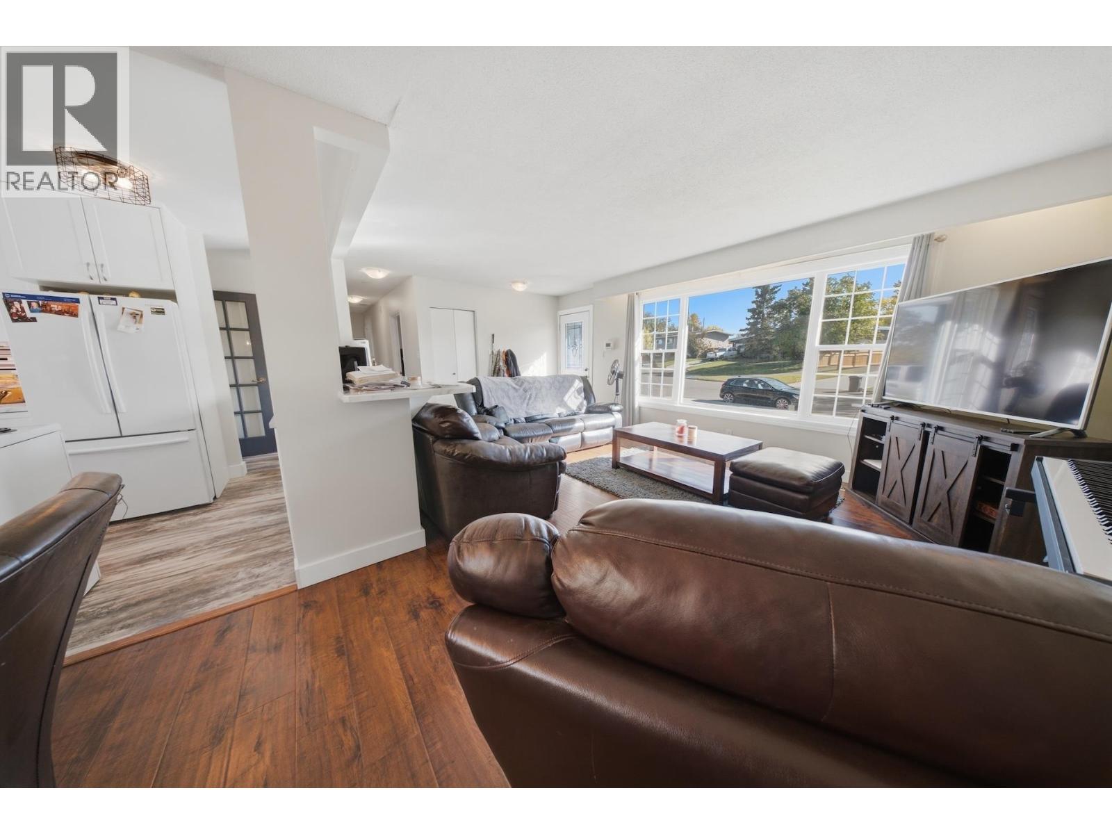 10404 112 AVENUE