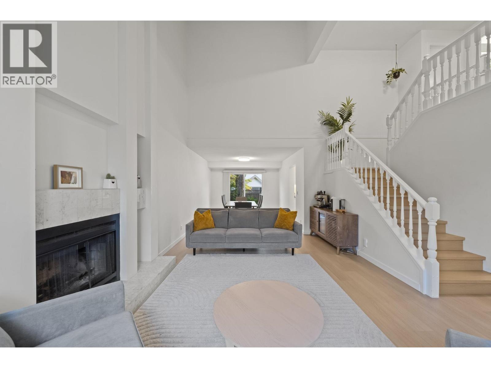 2714 Mara Drive, Coquitlam, British Columbia  V3C 5R9 - Photo 5 - R3170993