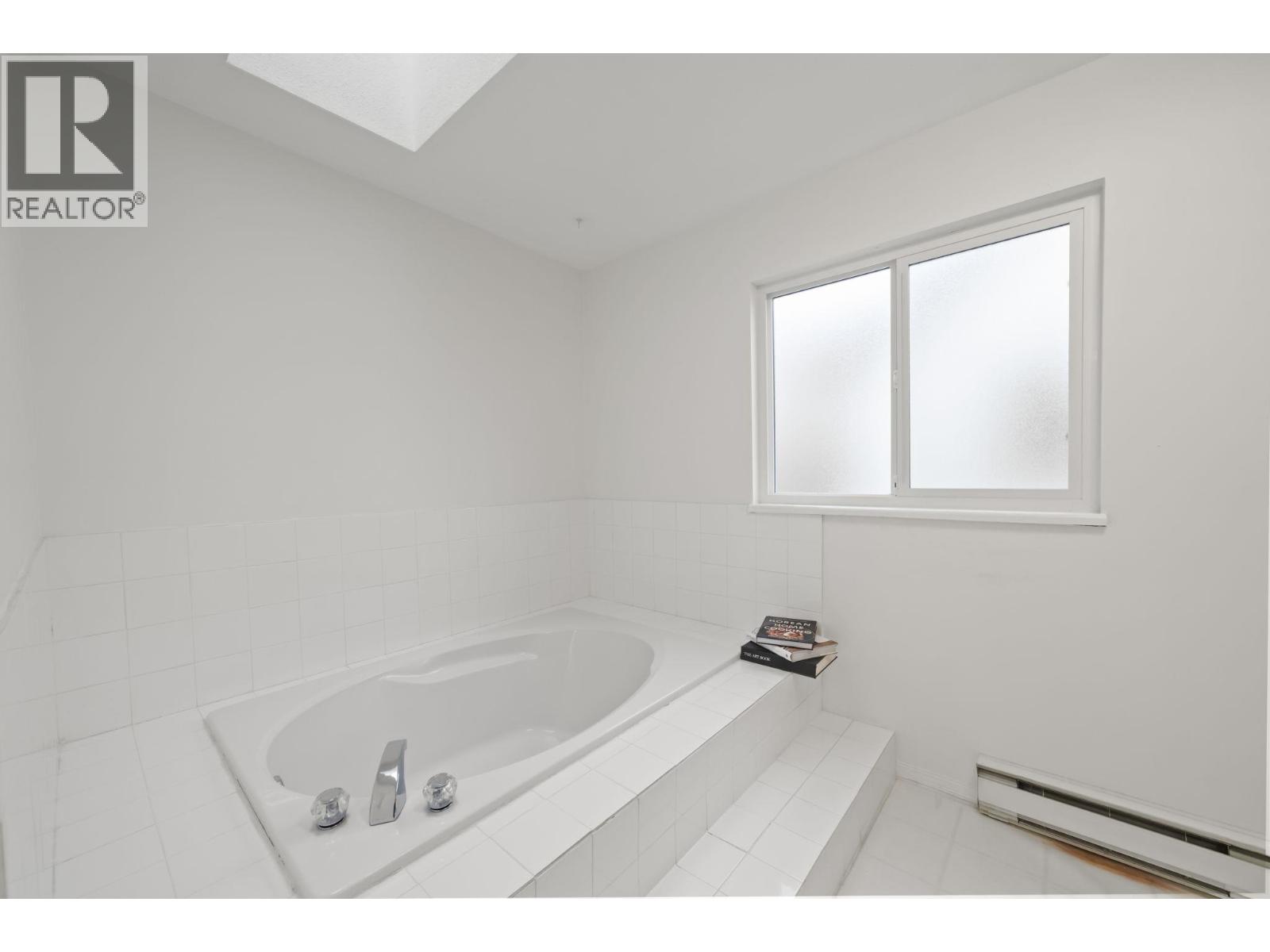 2714 Mara Drive, Coquitlam, British Columbia  V3C 5R9 - Photo 35 - R3170993