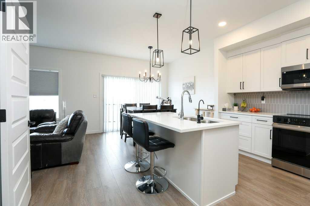 182 Caribou Bend N