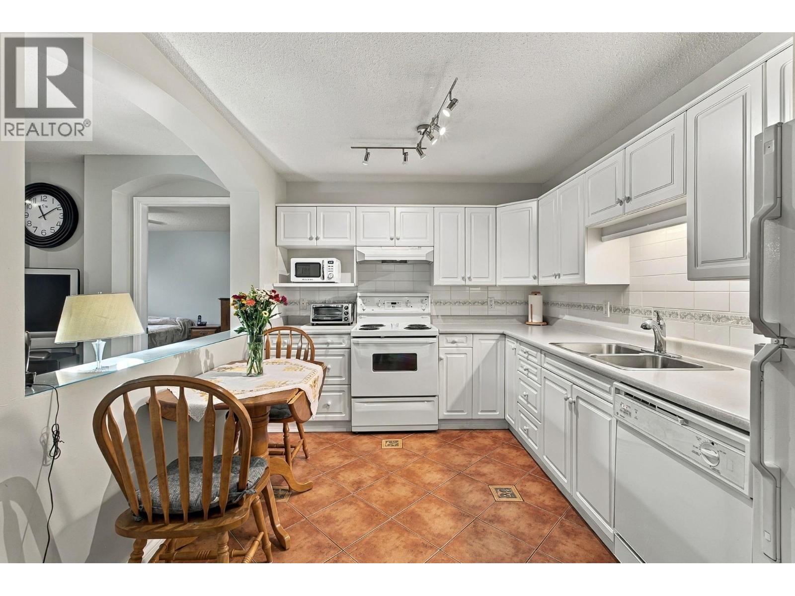3870 Brown Road Unit# 114 Lot# 14, West Kelowna, British Columbia  V4T 2J5 - Photo 8 - 10402324
