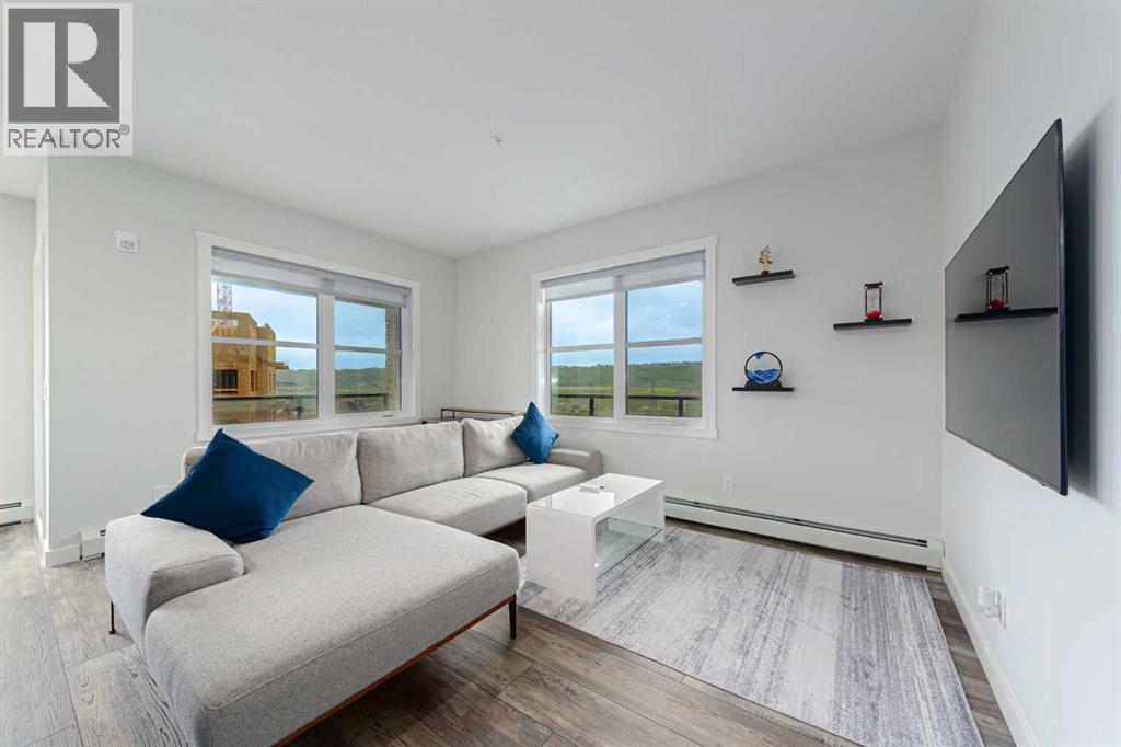 305, 125 Wolf Hollow Crescent SE