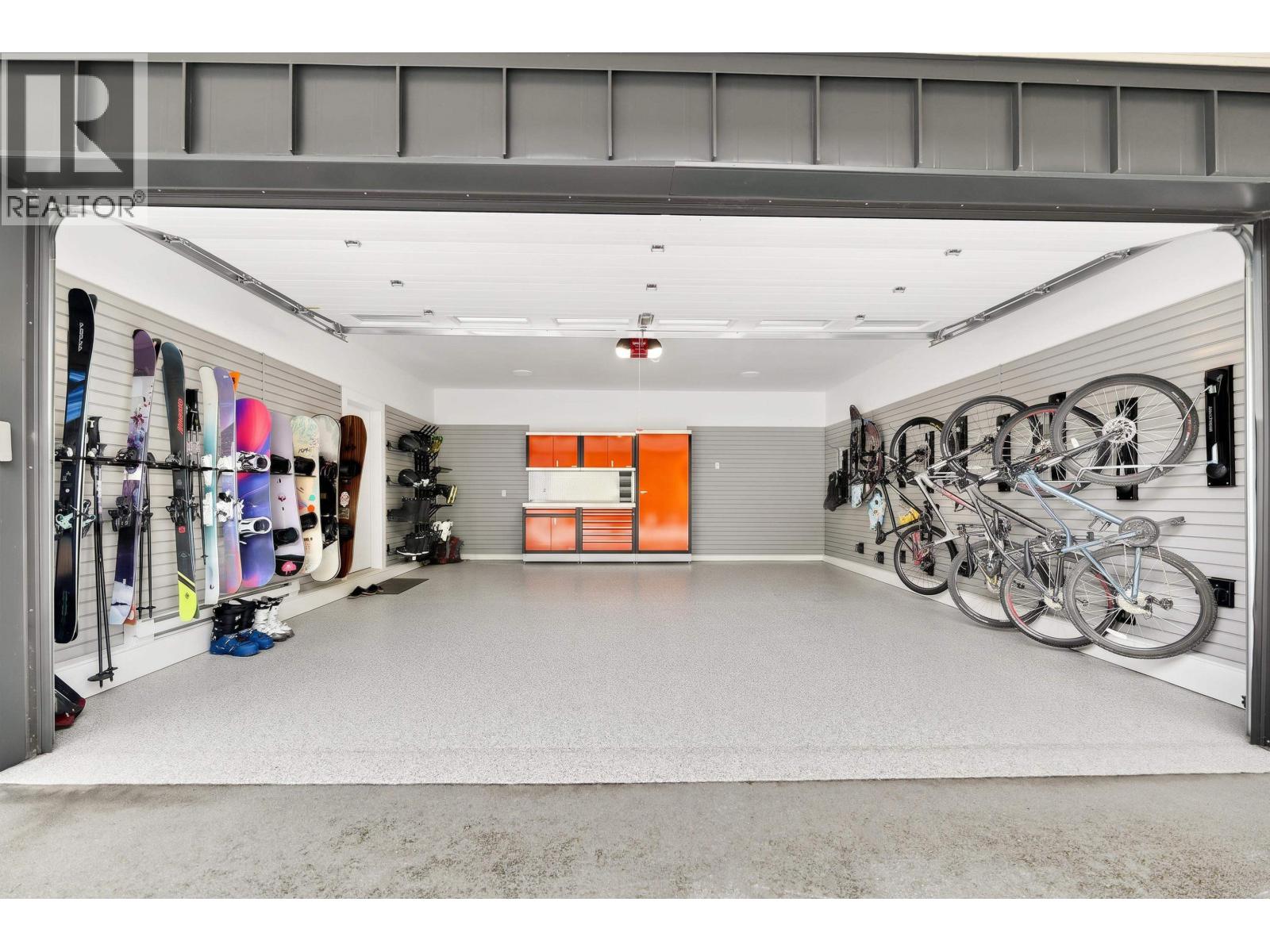 2242 Aspen Drive, Whistler, British Columbia  V8E 0A6 - Photo 34 - R3171019