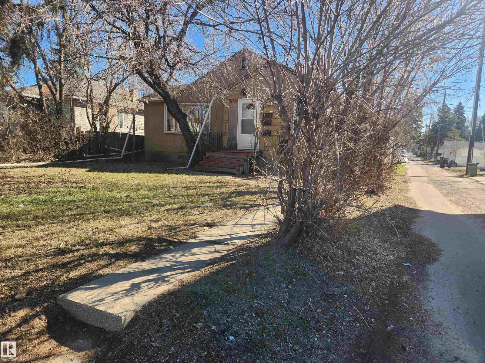 10317 149 ST NW