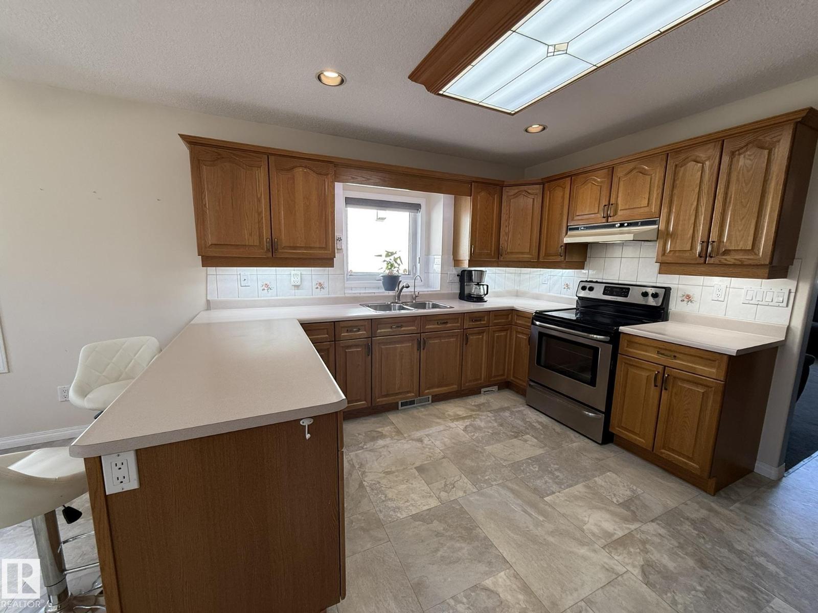 15812 133 ST NW
