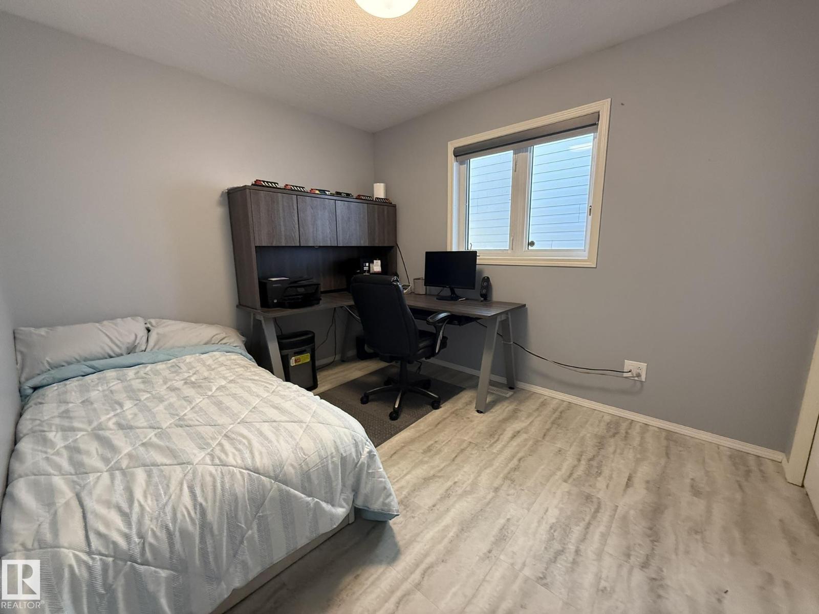 15812 133 ST NW