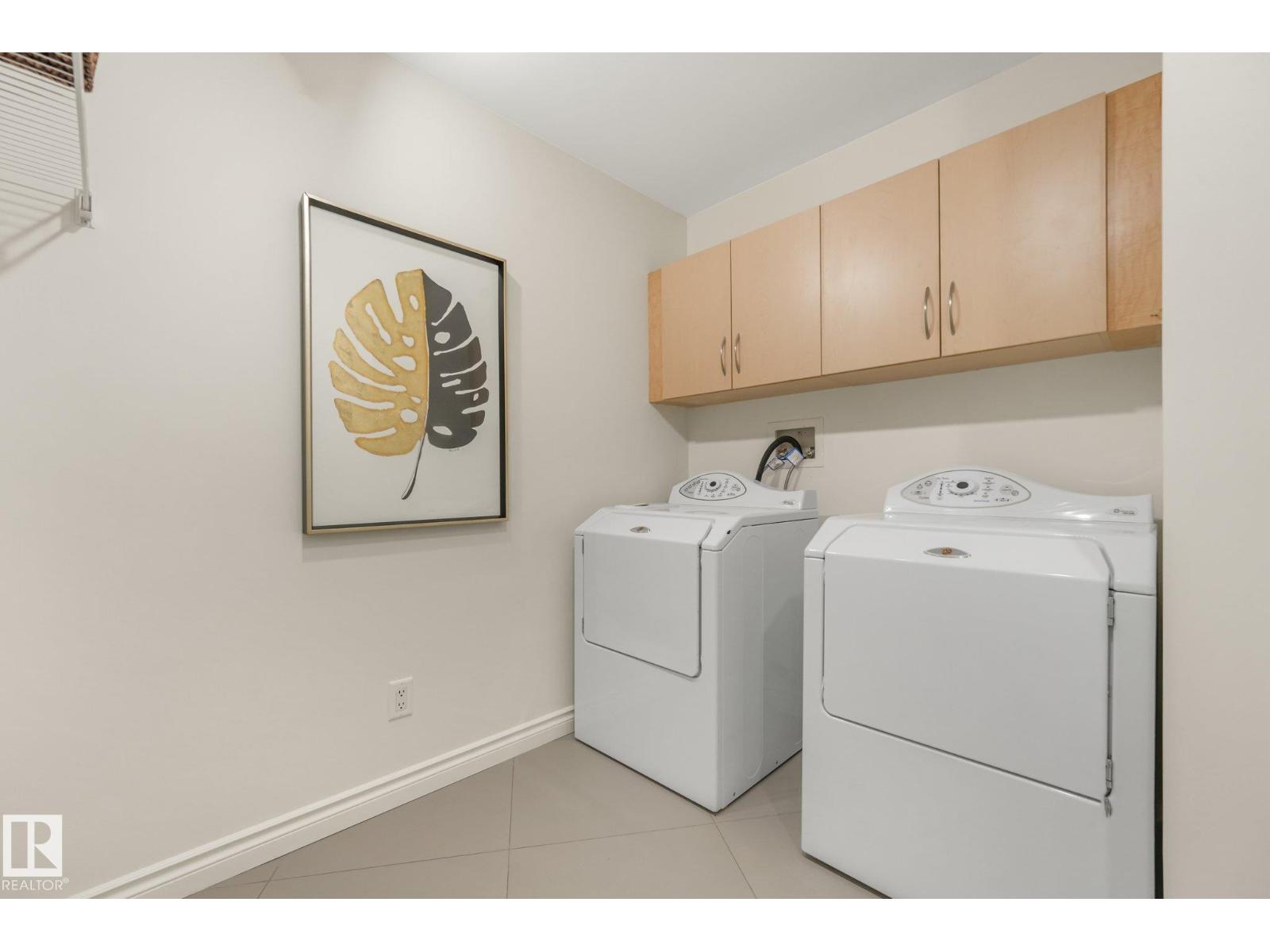 #902 10108 125 ST NW