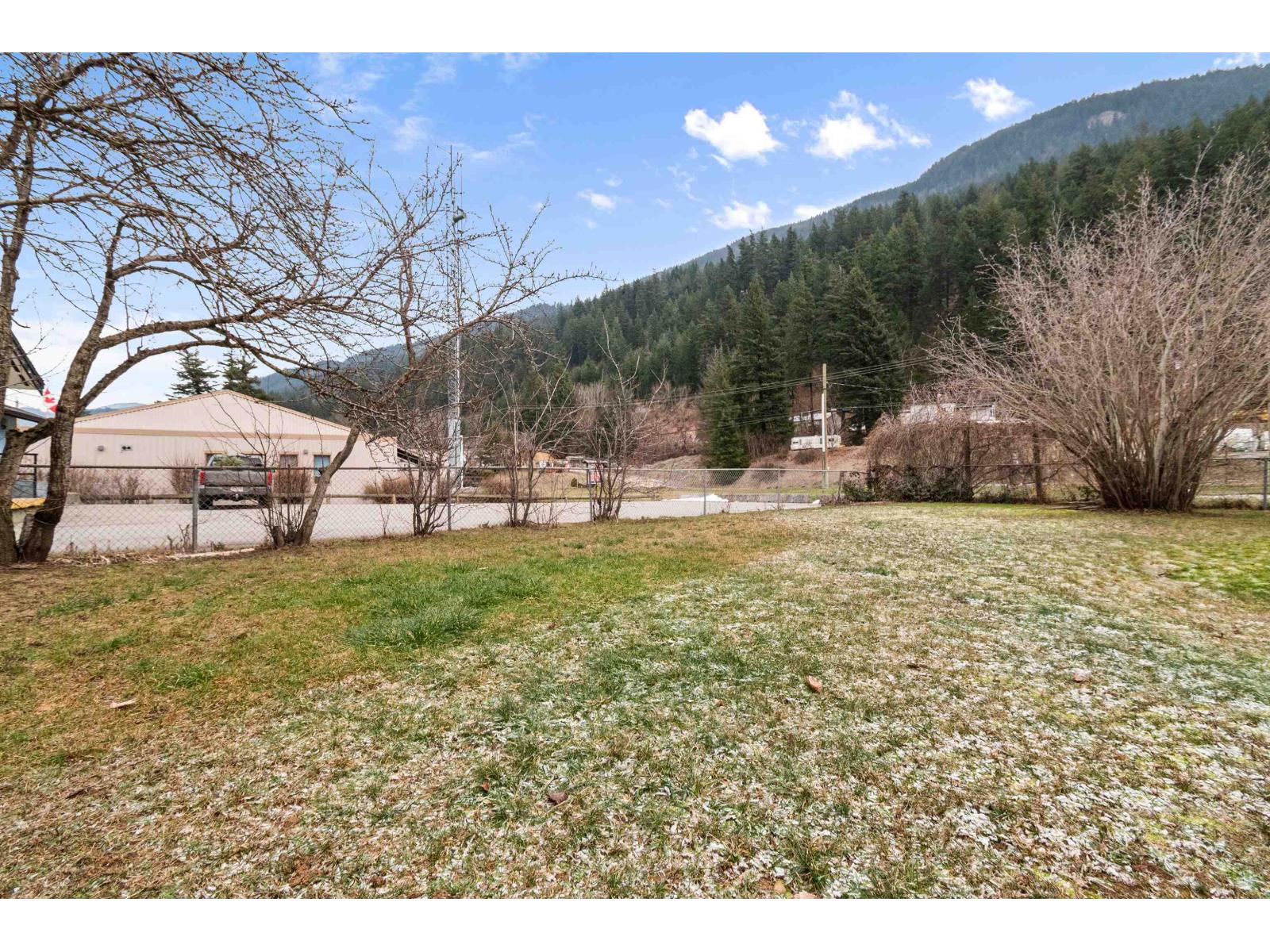 65321 PINE CLOSE|Fraser Canyon
