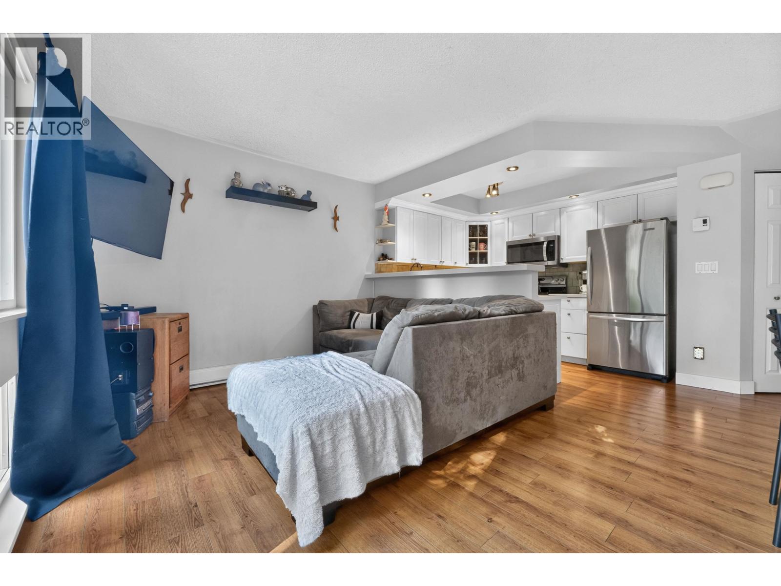4801 TURNBUCKLE WYND