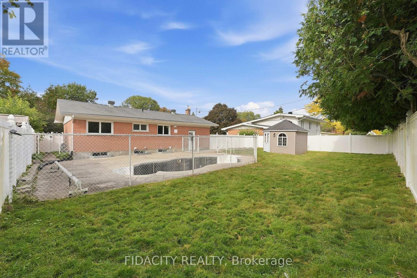 34 Stinson Avenue, Ottawa, Ontario  K2H 6N3 - Photo 24 - X13851856