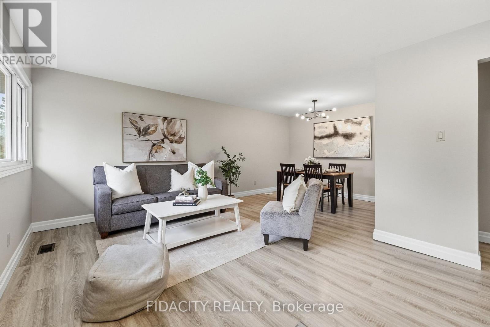 34 Stinson Avenue, Ottawa, Ontario K2H 6N3 - Photo 7 - X13851856