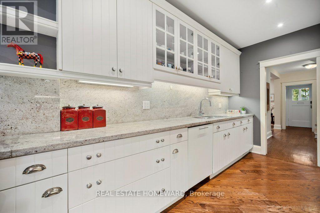69 Walmsley Boulevard, Toronto, Ontario  M4V 1X7 - Photo 18 - C13851920