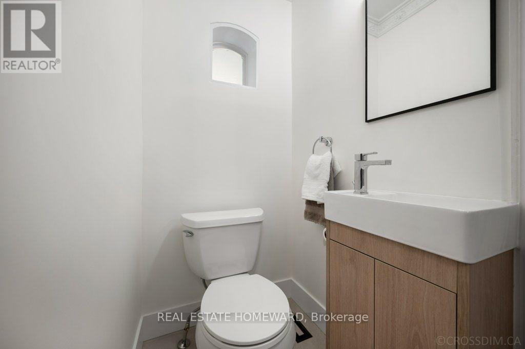 69 Walmsley Boulevard, Toronto, Ontario  M4V 1X7 - Photo 29 - C13851920