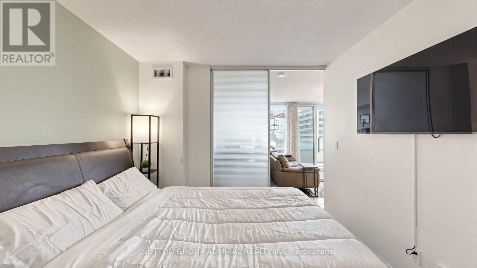 922 - 111 Elizabeth Street, Toronto, Ontario  M5G 1P7 - Photo 13 - C13851942