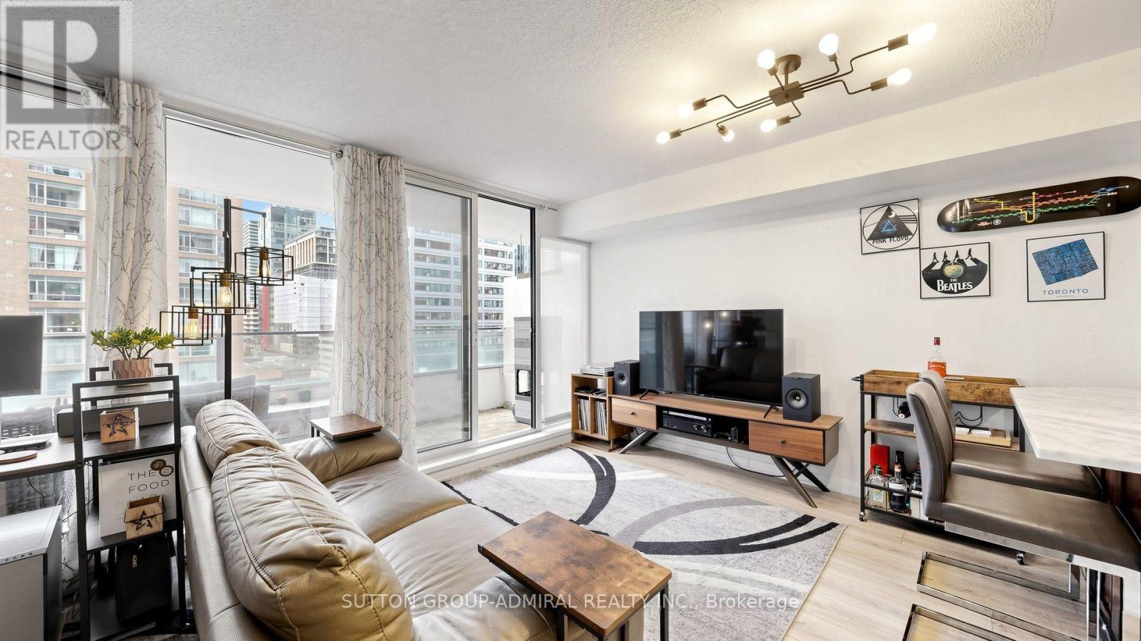 922 - 111 Elizabeth Street, Toronto, Ontario  M5G 1P7 - Photo 4 - C13851942
