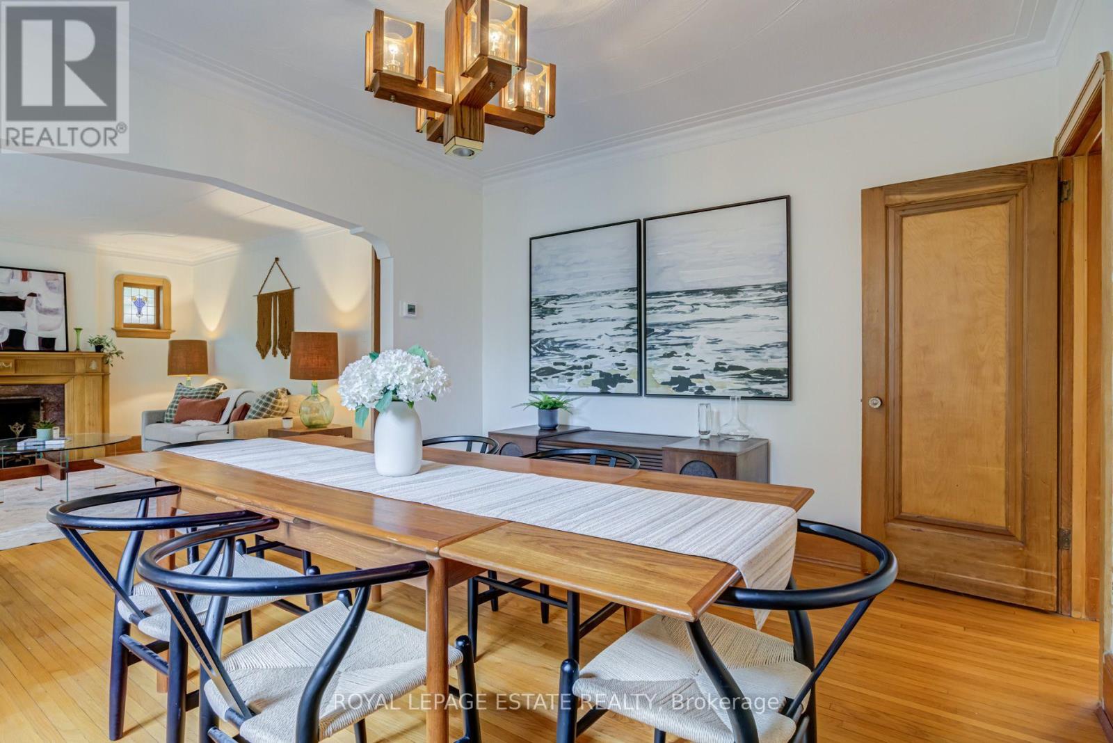 30 Barbara Crescent, Toronto, Ontario  M4C 3B2 - Photo 11 - E13851872