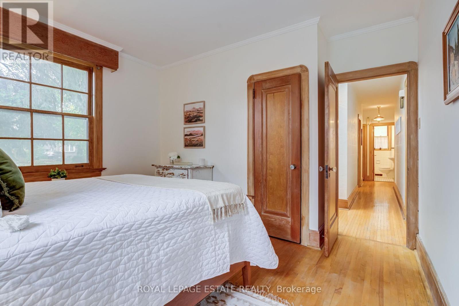 30 Barbara Crescent, Toronto, Ontario  M4C 3B2 - Photo 20 - E13851872