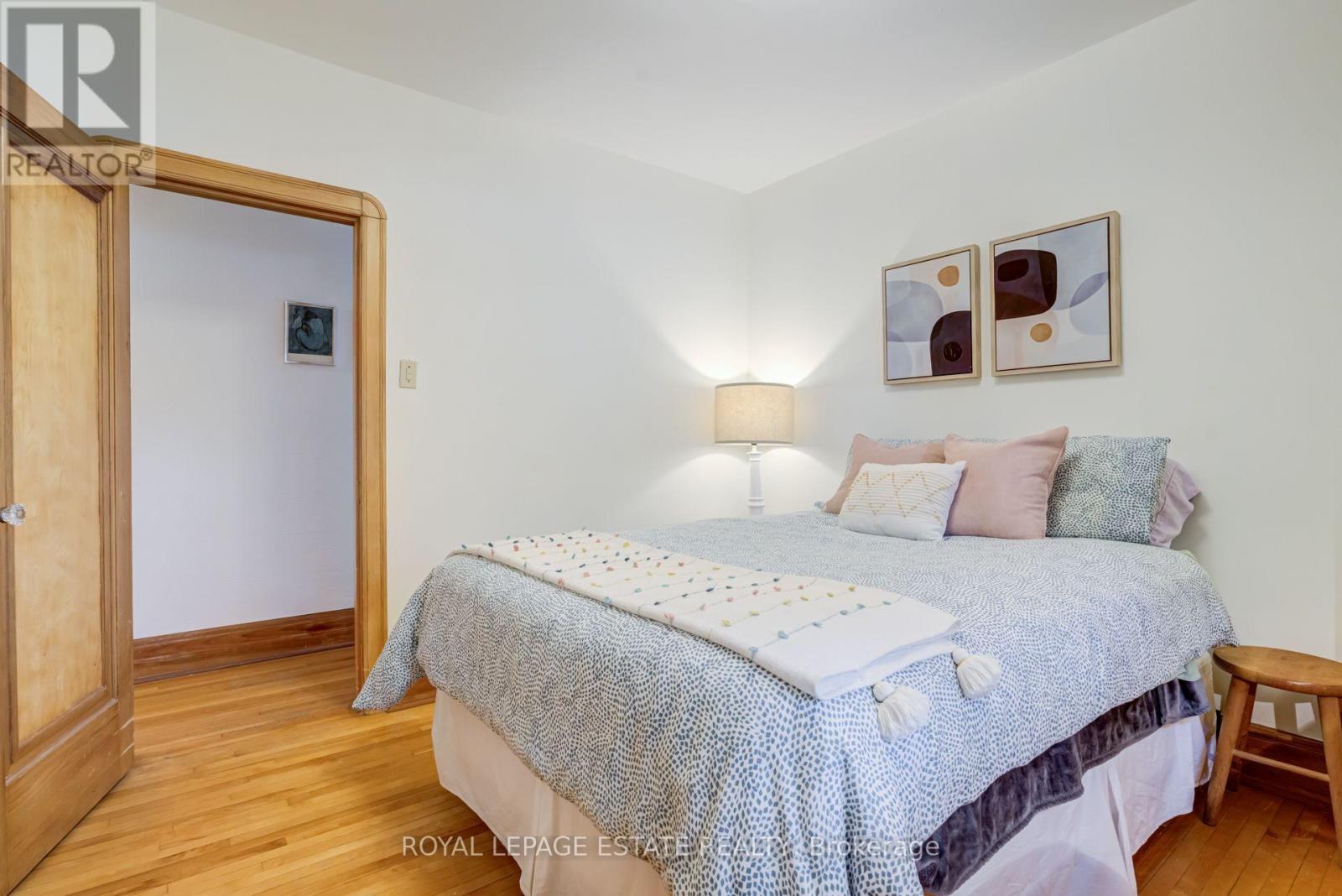 30 Barbara Crescent, Toronto, Ontario  M4C 3B2 - Photo 22 - E13851872