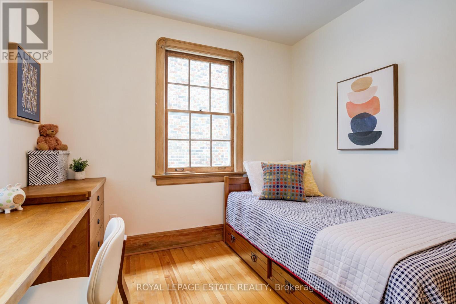 30 Barbara Crescent, Toronto, Ontario  M4C 3B2 - Photo 24 - E13851872