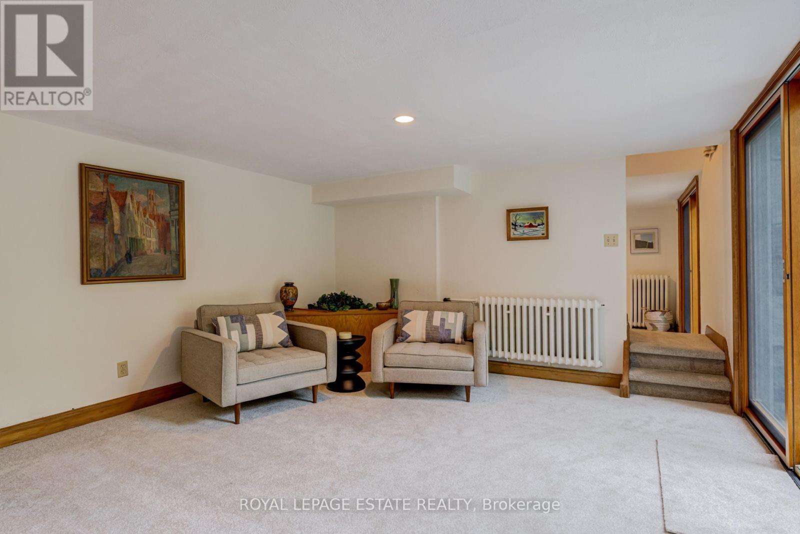 30 Barbara Crescent, Toronto, Ontario  M4C 3B2 - Photo 27 - E13851872