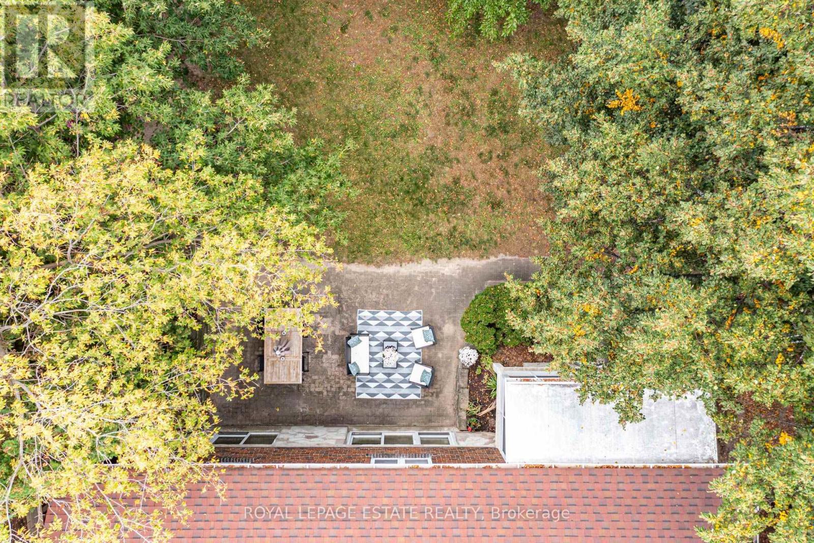 30 Barbara Crescent, Toronto, Ontario  M4C 3B2 - Photo 37 - E13851872