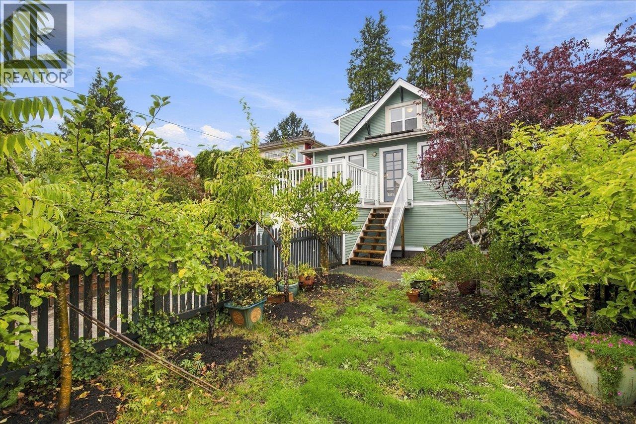 706 W 24TH AVENUE