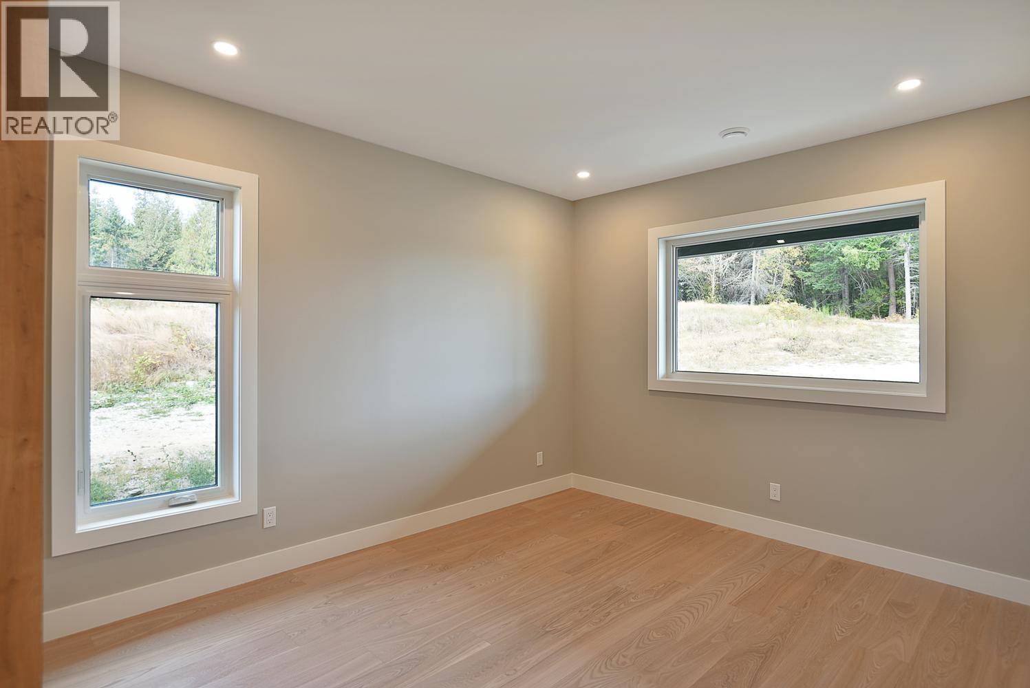 5112 CHAPMAN ROAD