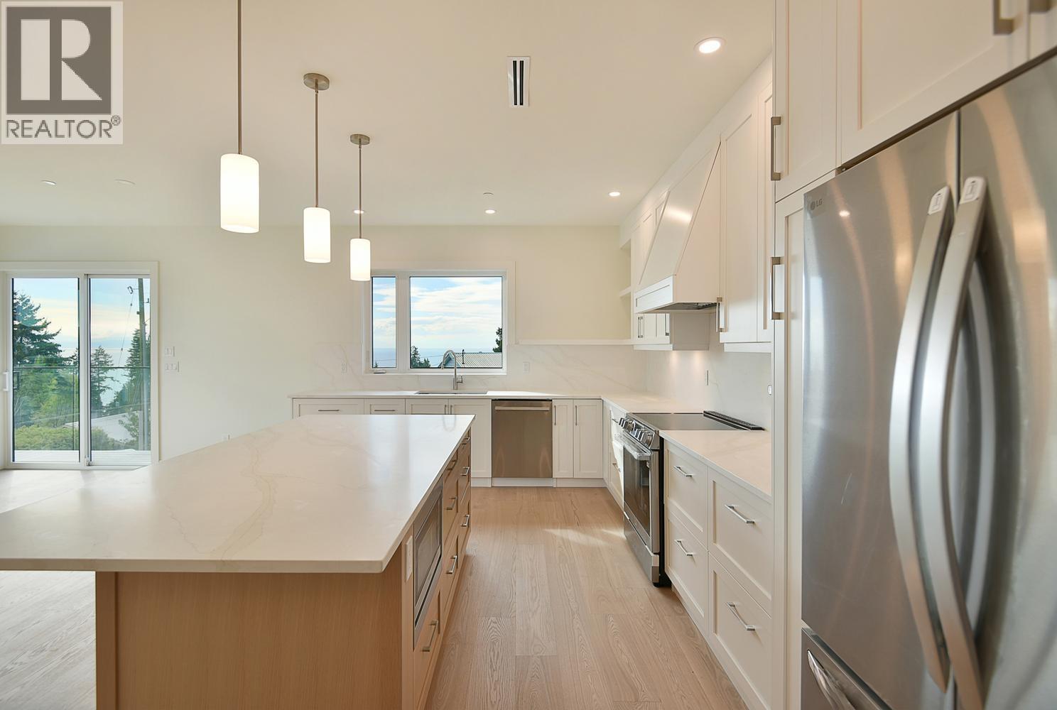 5112 CHAPMAN ROAD
