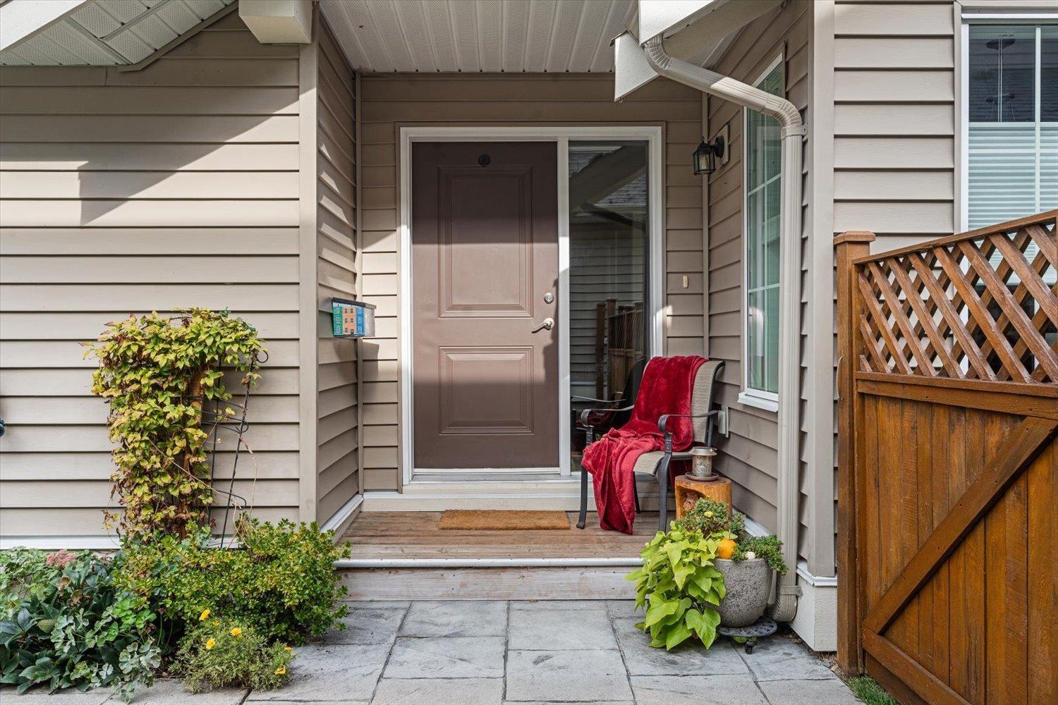 24 1175 7TH AVENUE|Hope