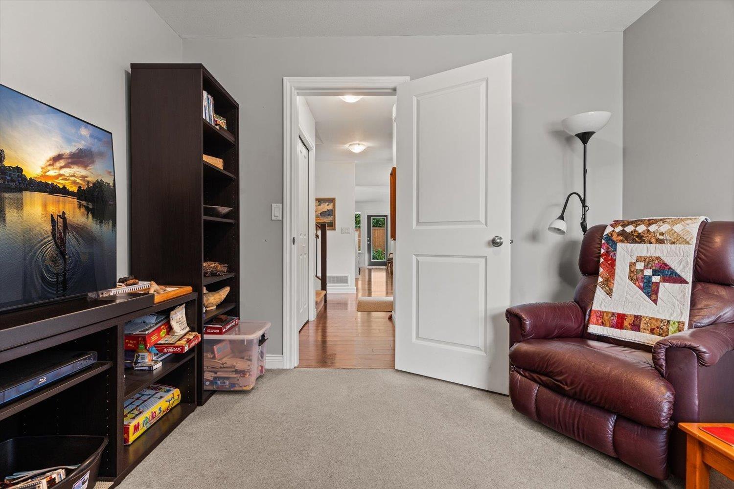 24 1175 7TH AVENUE|Hope