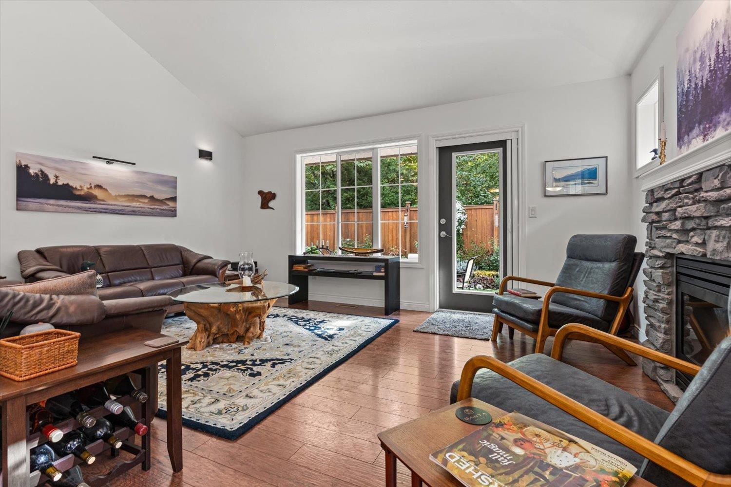 24 1175 7TH AVENUE|Hope