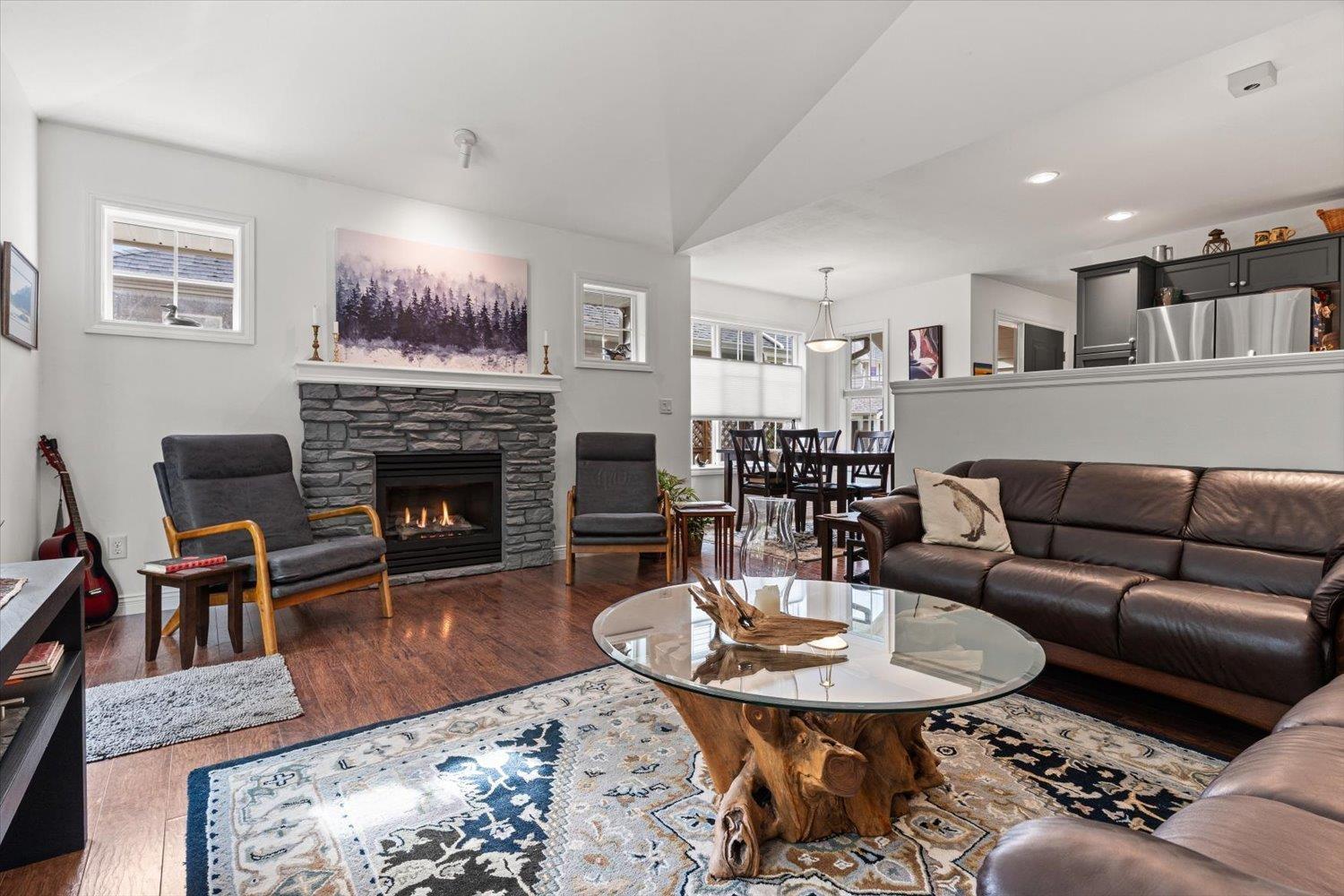 24 1175 7TH AVENUE|Hope