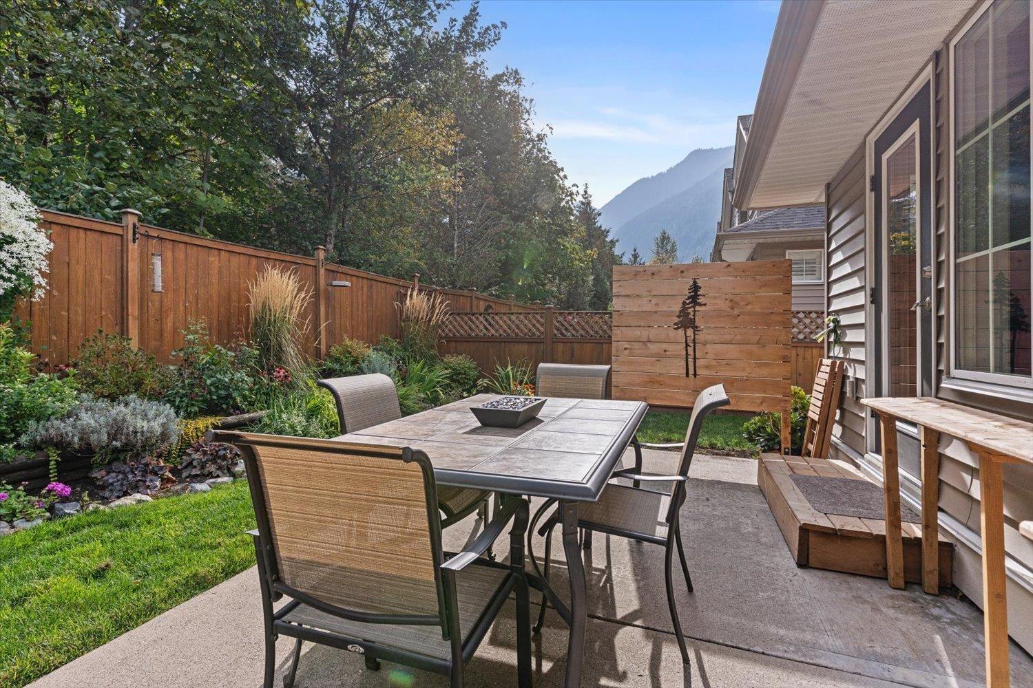 24 1175 7TH AVENUE|Hope