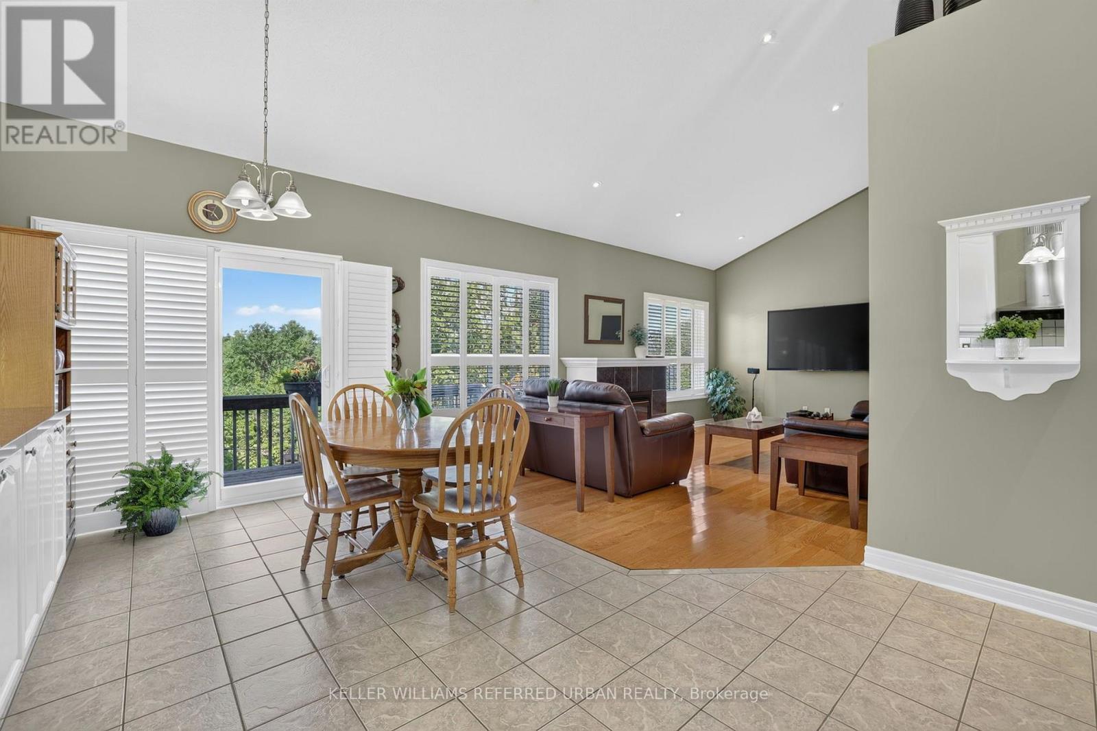 27 Summer Valley Drive, Brampton, Ontario  L6Z 4V6 - Photo 14 - W13851854