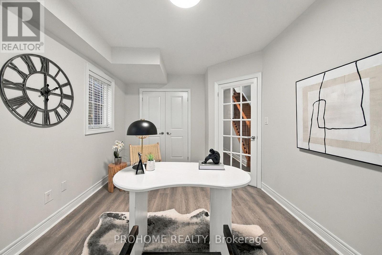 1831 Pagehurst Avenue, Mississauga, Ontario  L4X 1Y4 - Photo 10 - W13851914