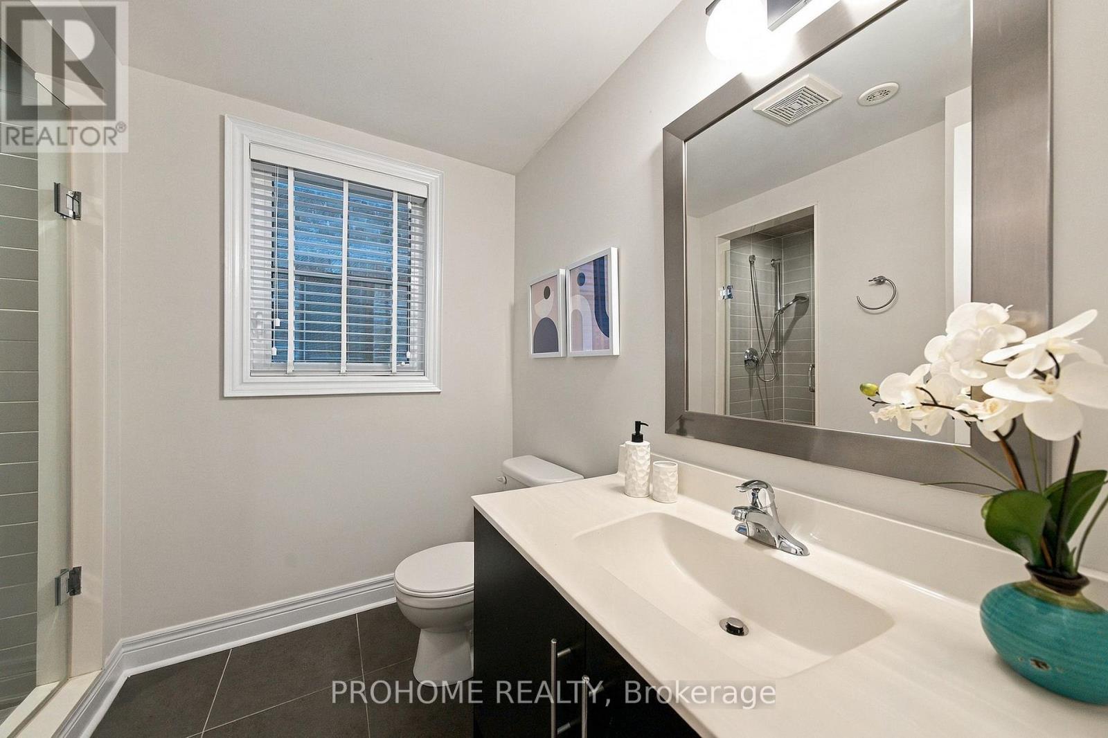 1831 Pagehurst Avenue, Mississauga, Ontario  L4X 1Y4 - Photo 11 - W13851914
