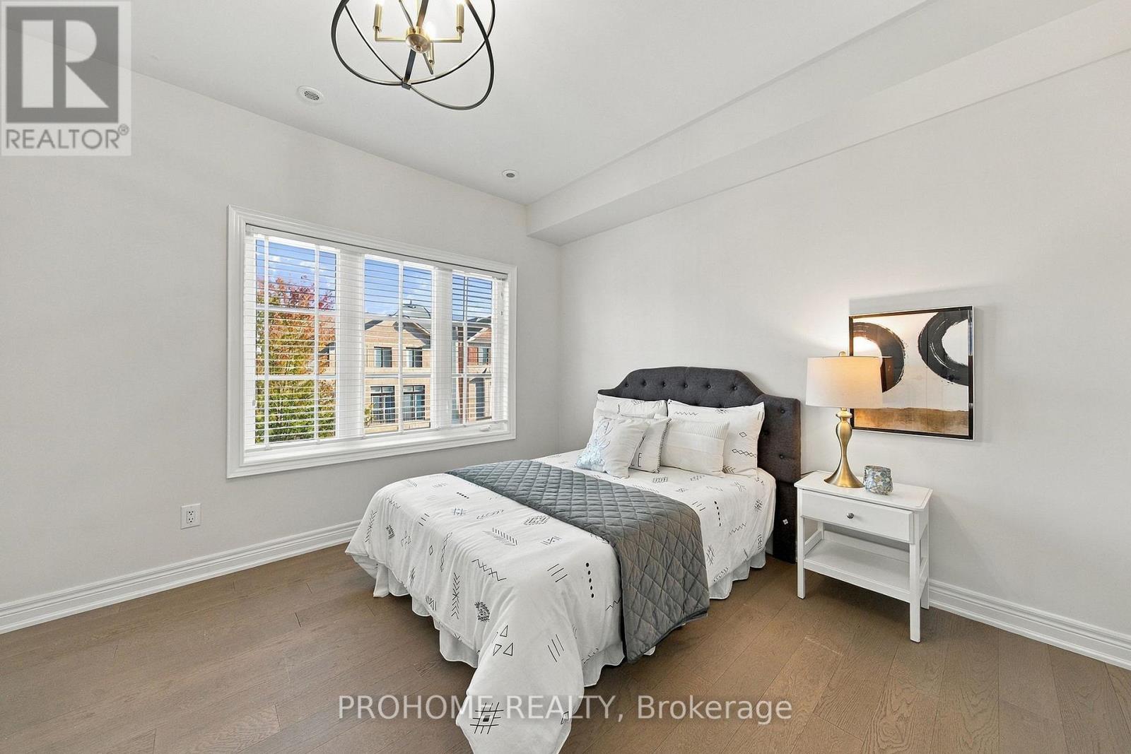 1831 Pagehurst Avenue, Mississauga, Ontario  L4X 1Y4 - Photo 32 - W13851914