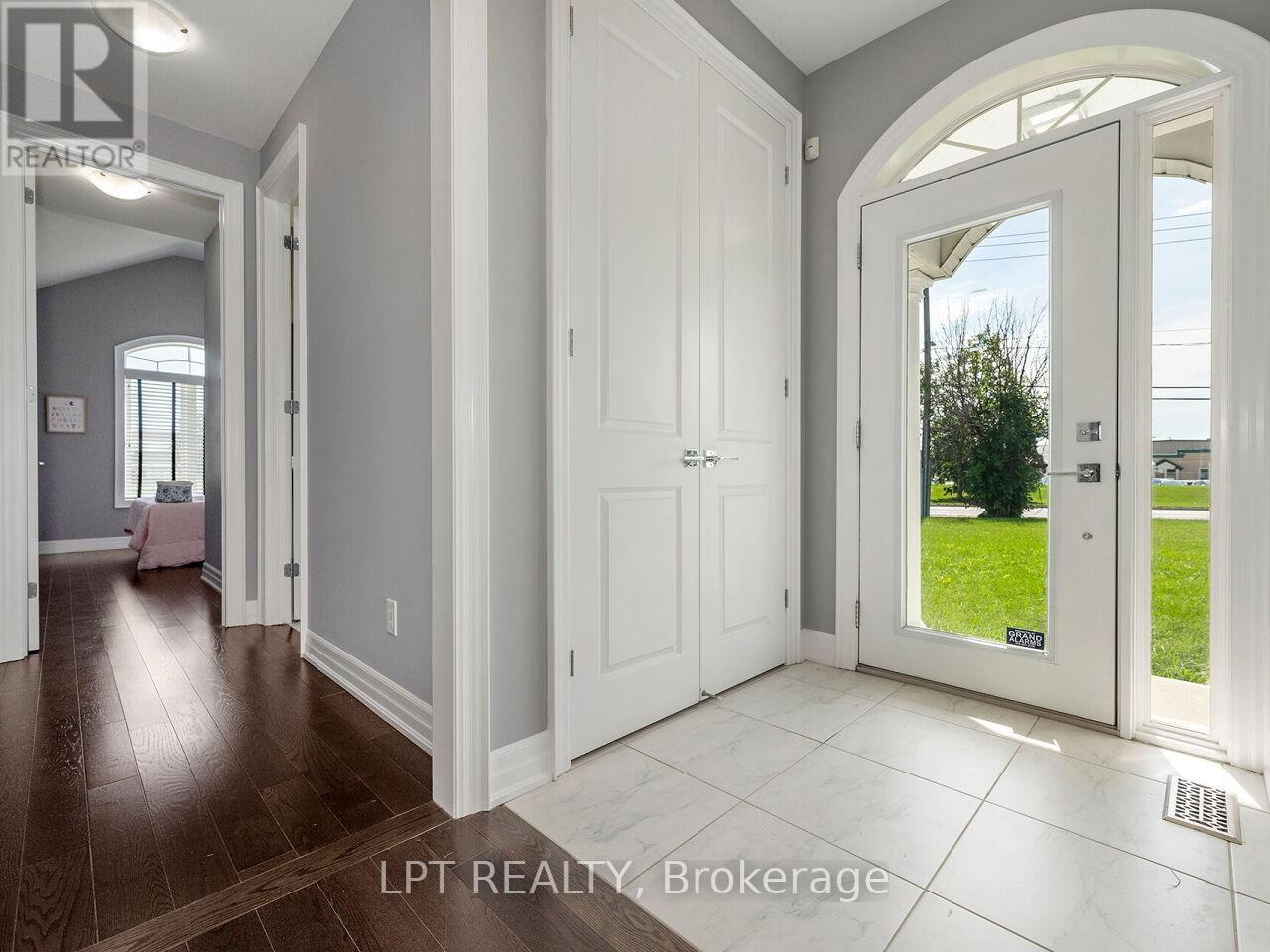 1 Dorchester Boulevard S, St. Catharines, Ontario  L2M 0B8 - Photo 22 - X13851874