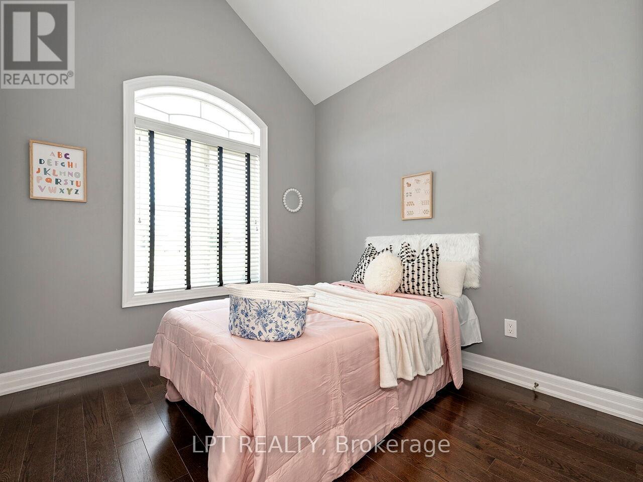 1 Dorchester Boulevard S, St. Catharines, Ontario  L2M 0B8 - Photo 23 - X13851874