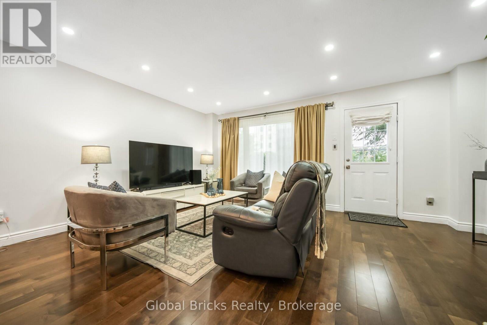 27 - 15 Green Valley Drive, Kitchener, Ontario  N2P 1K7 - Photo 17 - X13851880