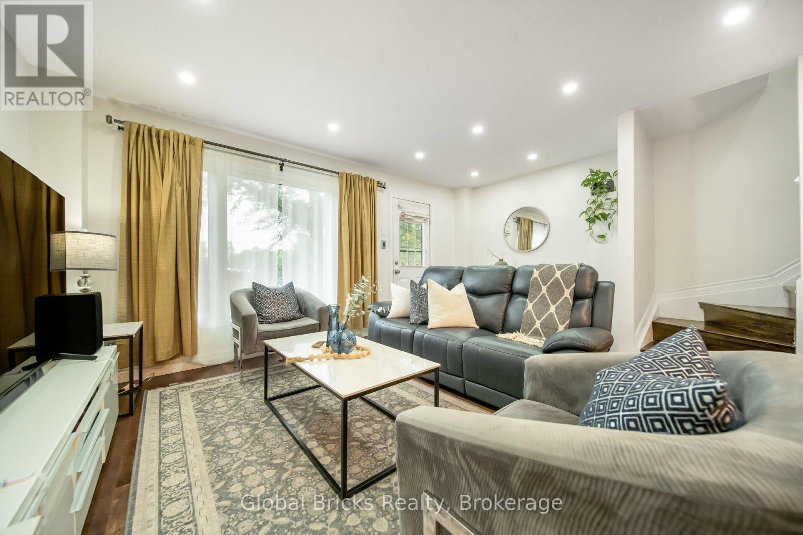 27 - 15 Green Valley Drive, Kitchener, Ontario  N2P 1K7 - Photo 18 - X13851880