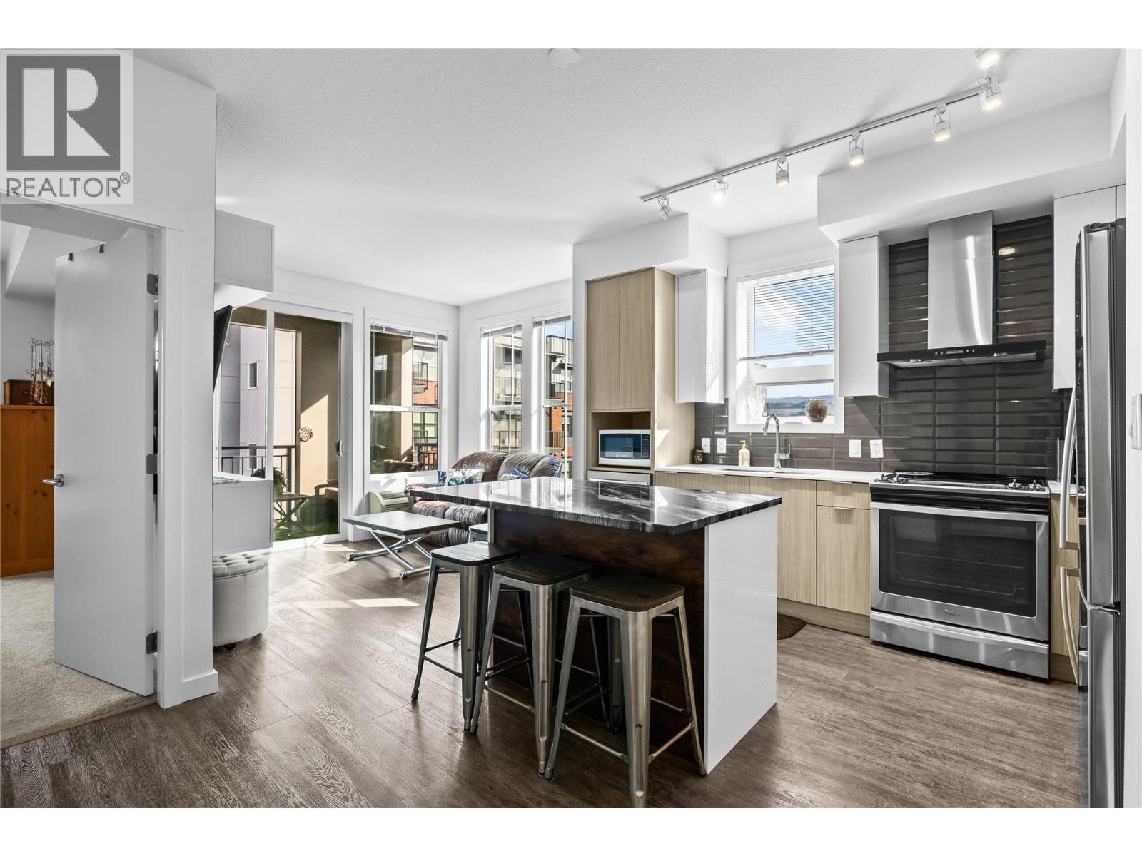 1770 Richter Street Unit# Ph 18, Kelowna, British Columbia  V1Y 0E6 - Photo 7 - 10402444